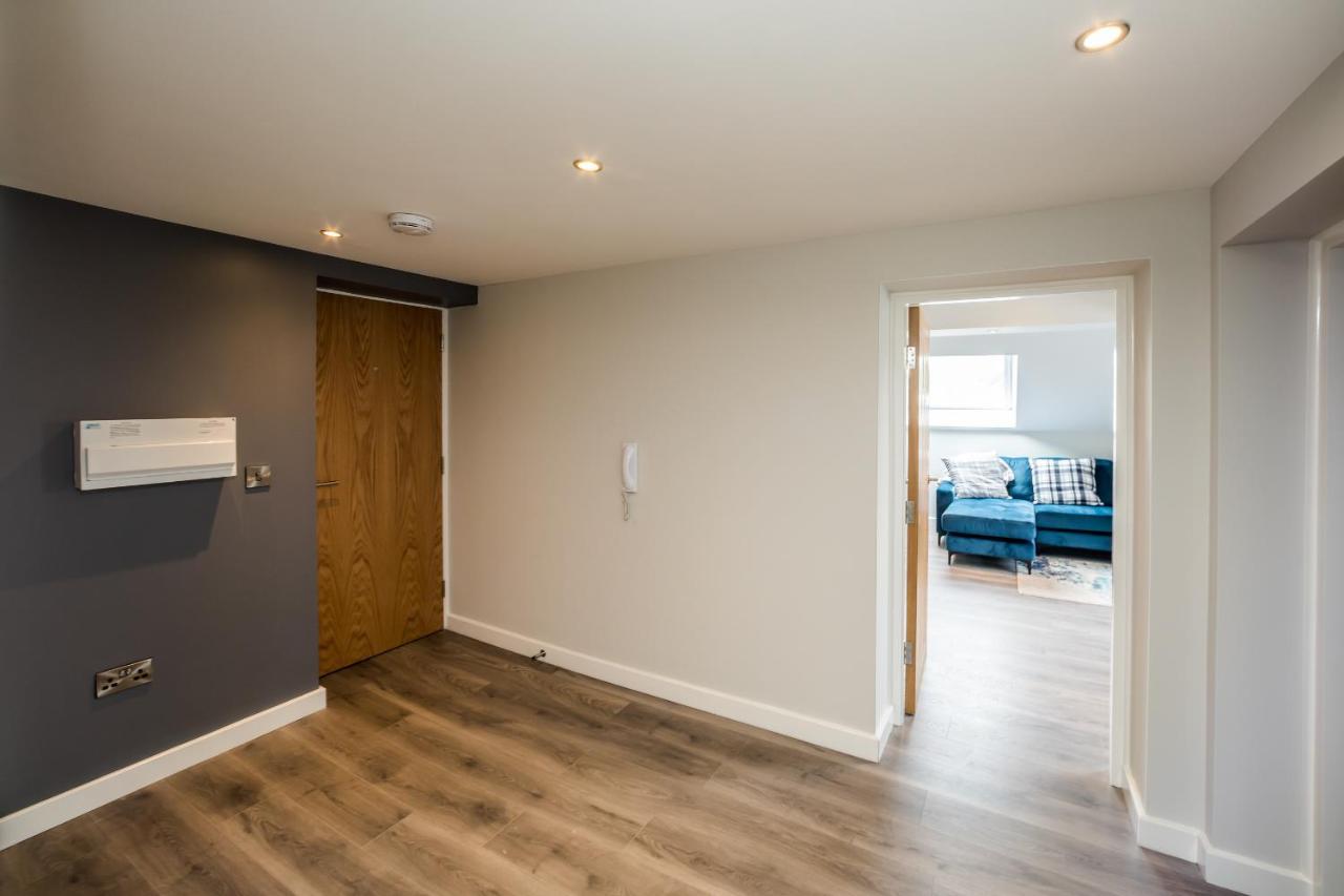 Stay Suites Huddersfield Bagian luar foto