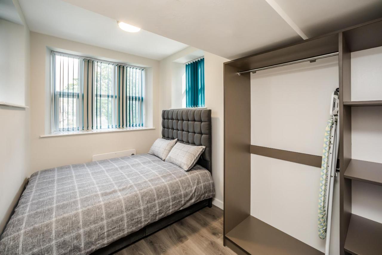 Stay Suites Huddersfield Bagian luar foto